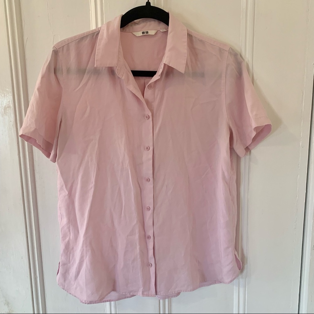 Uniqlo Short Sleeve Buttoned Blouse